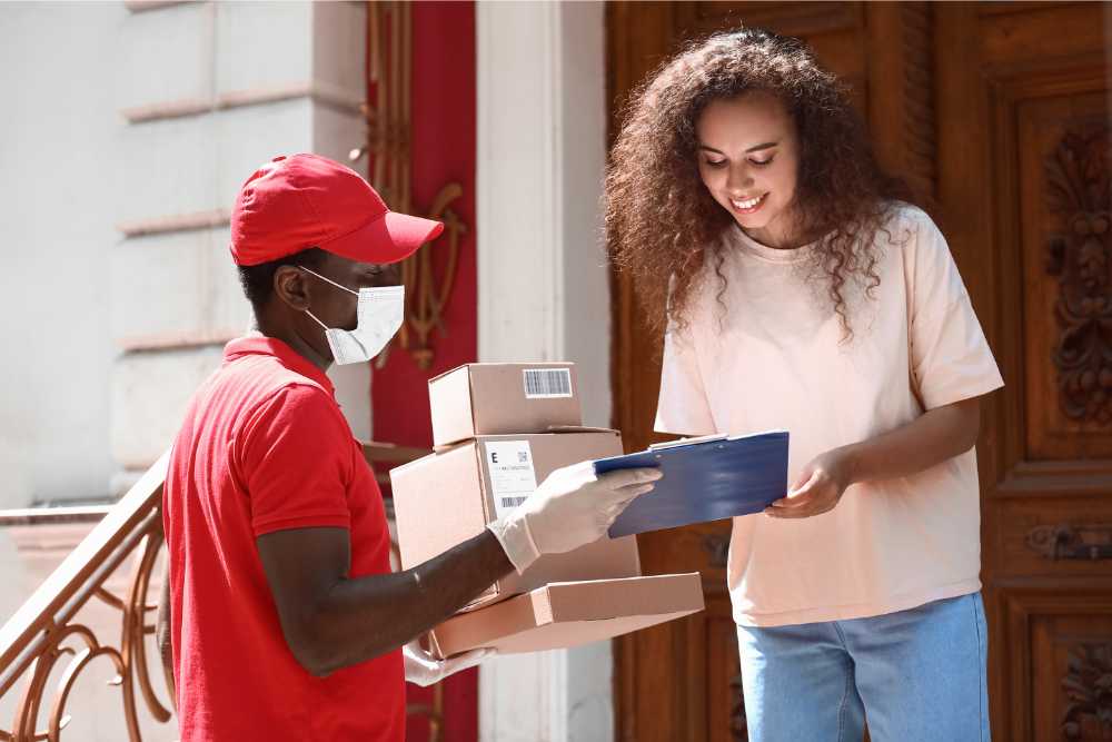 delta 8 delivery service giving customer products